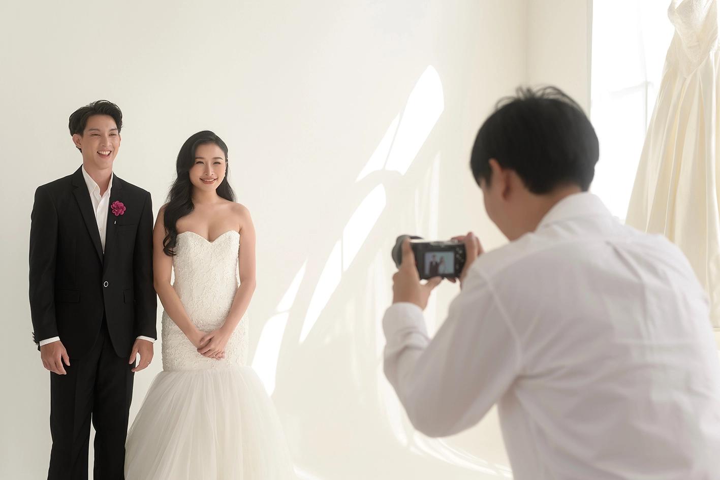 Mau Foto Prewedding Jadi Keren? SImak 15 Vendor Fotografer Pernikahan Terbaik 2024