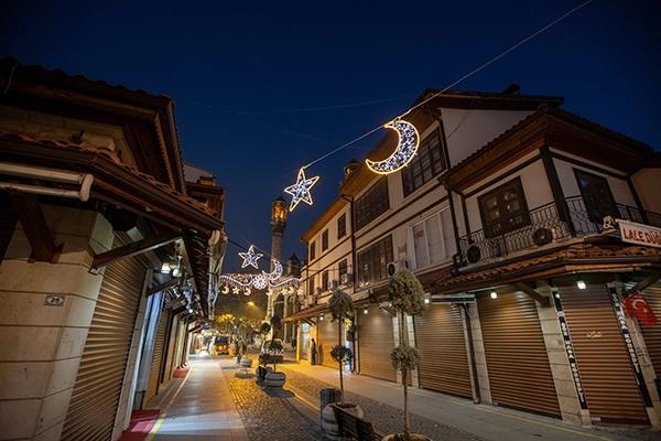 Apa itu sahur on the road? Begini Penjelasannya