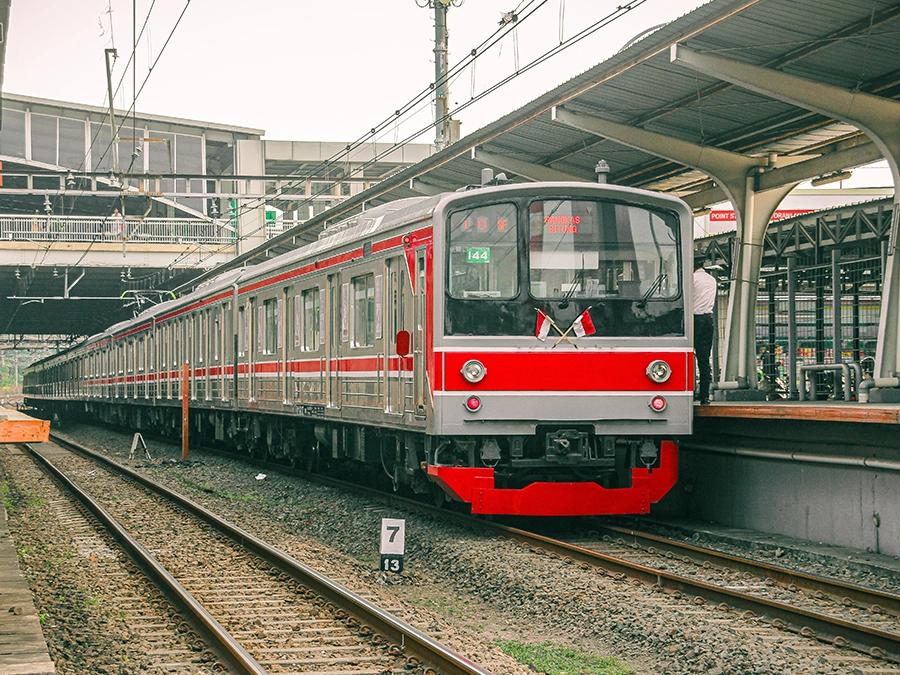 Mau Beli Rumah Baru? Ini 7 Perumahaan Deket Stasiun KRL di sekitar Jakarta