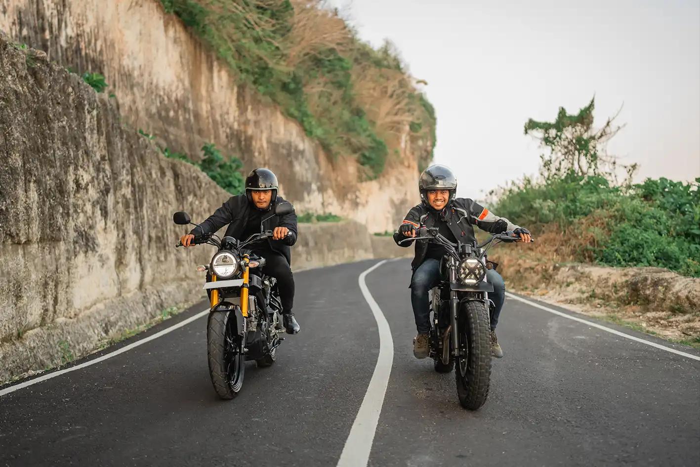 Riders Wajib SImak! 11 Motor Touring Terbaik, Mulai Rp 20 Jutaan