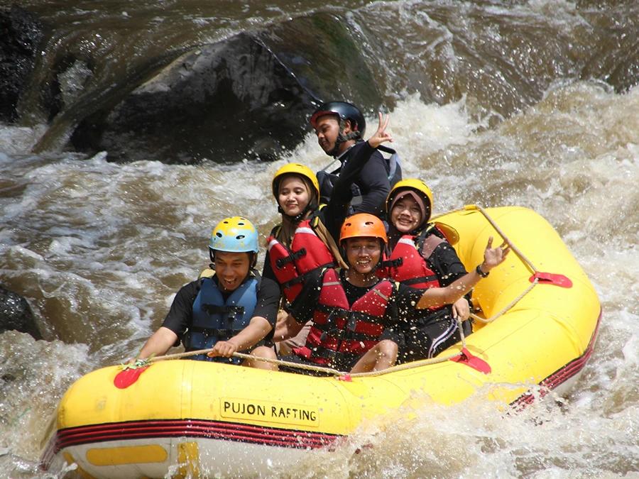 7 Rekomendasi Tempat Outing di Bogor Yang Seru dan Asik